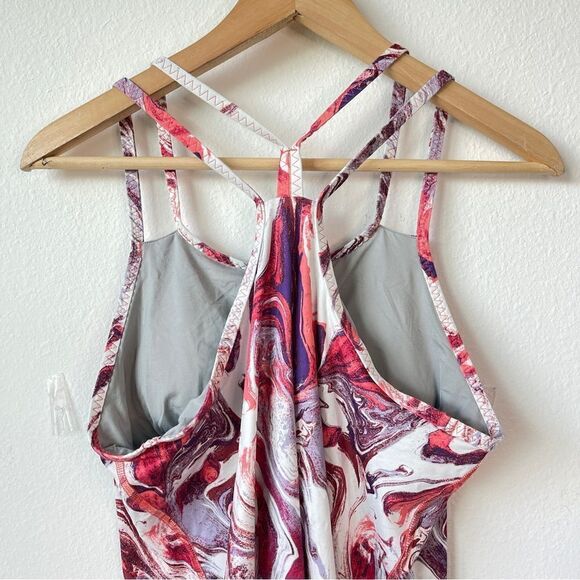 Patagonia swirl tie dye latticeback tank Sz M - Picture 6 of 6